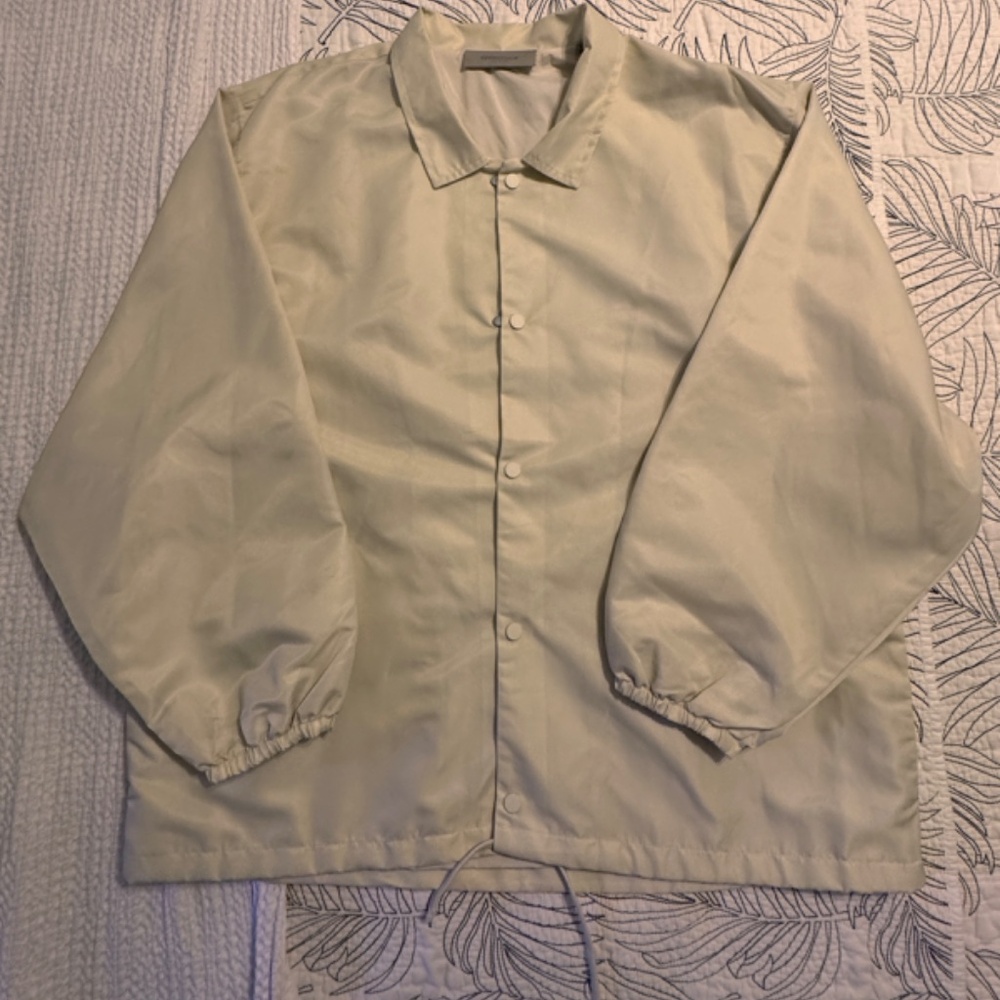 Fear Of God Essentials Large Coaches Jacket Eggshell - Picture 2 of 7